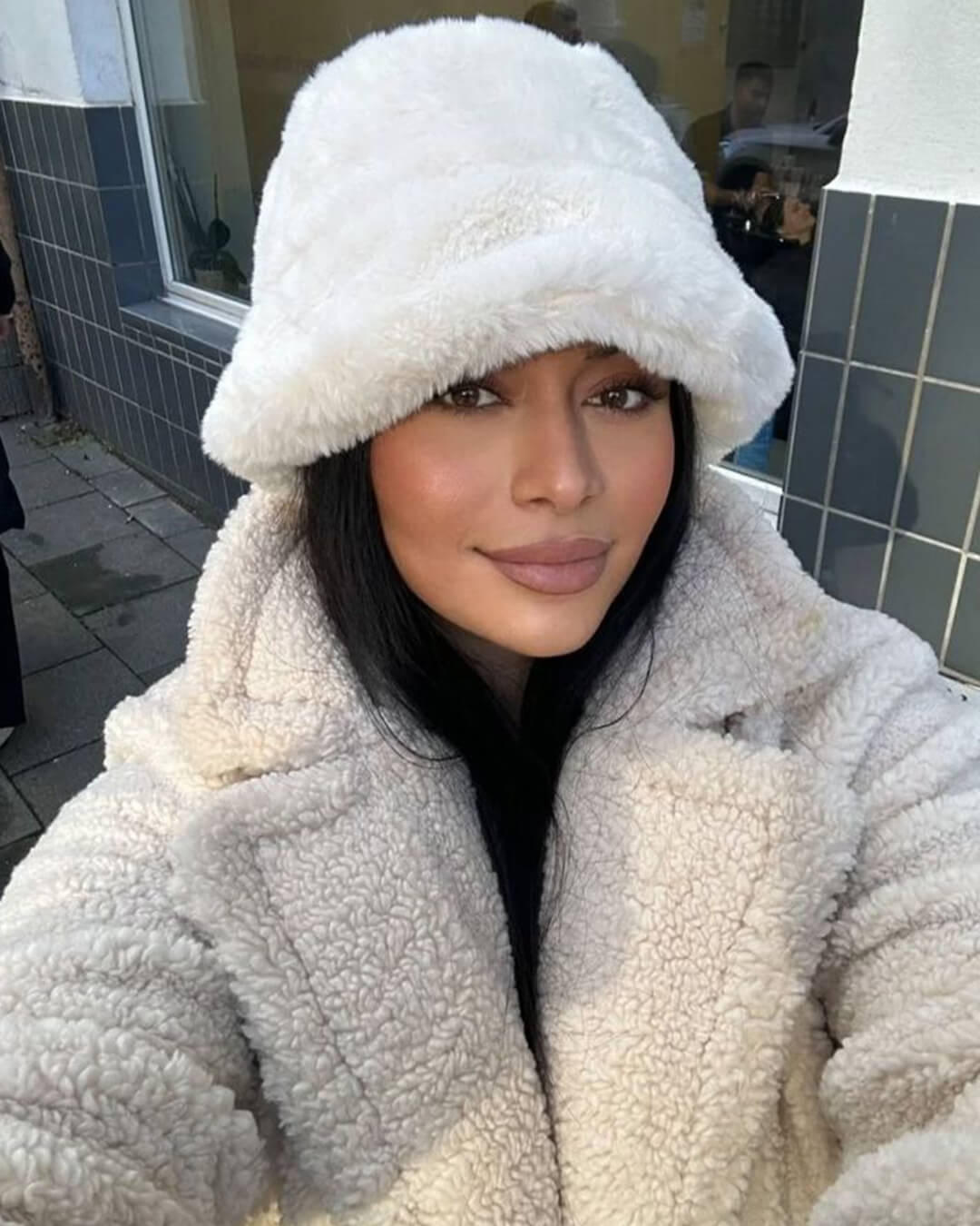 Pauleen Fluffy Bucket Hat