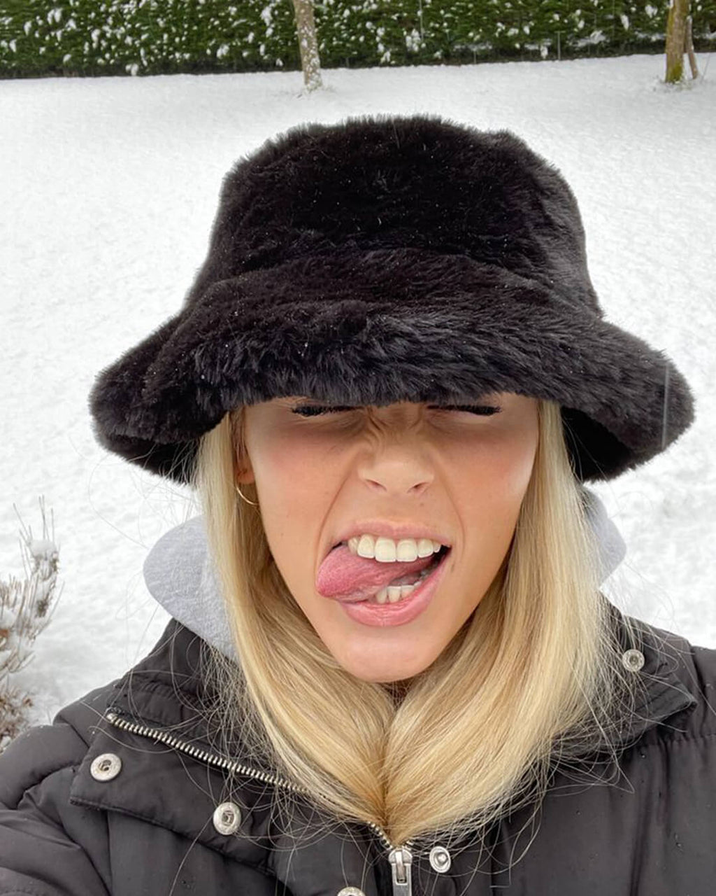 Pauleen Fluffy Bucket Hat